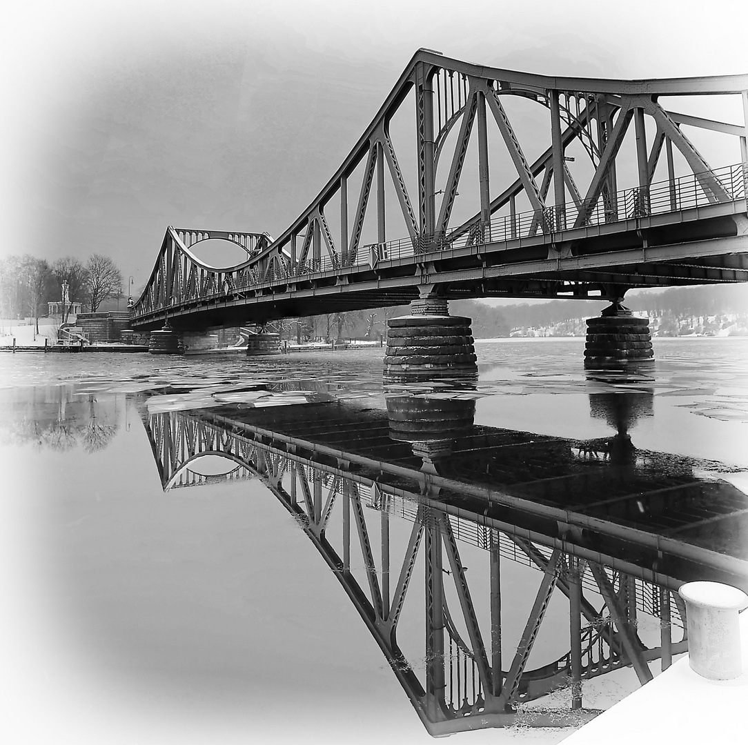 Glienicker Brücke