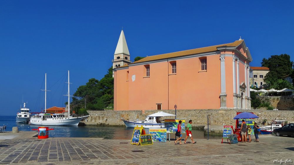 Église au port / Kirche am Hafen