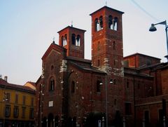 Église du Saint-Sépulcre au coucher du soleil