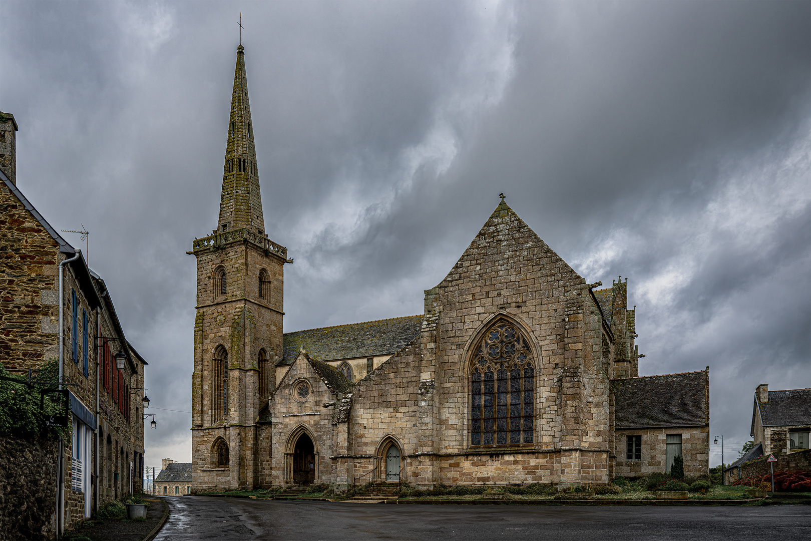 Église Sainte-Catherine de La Roche-Derrien 01