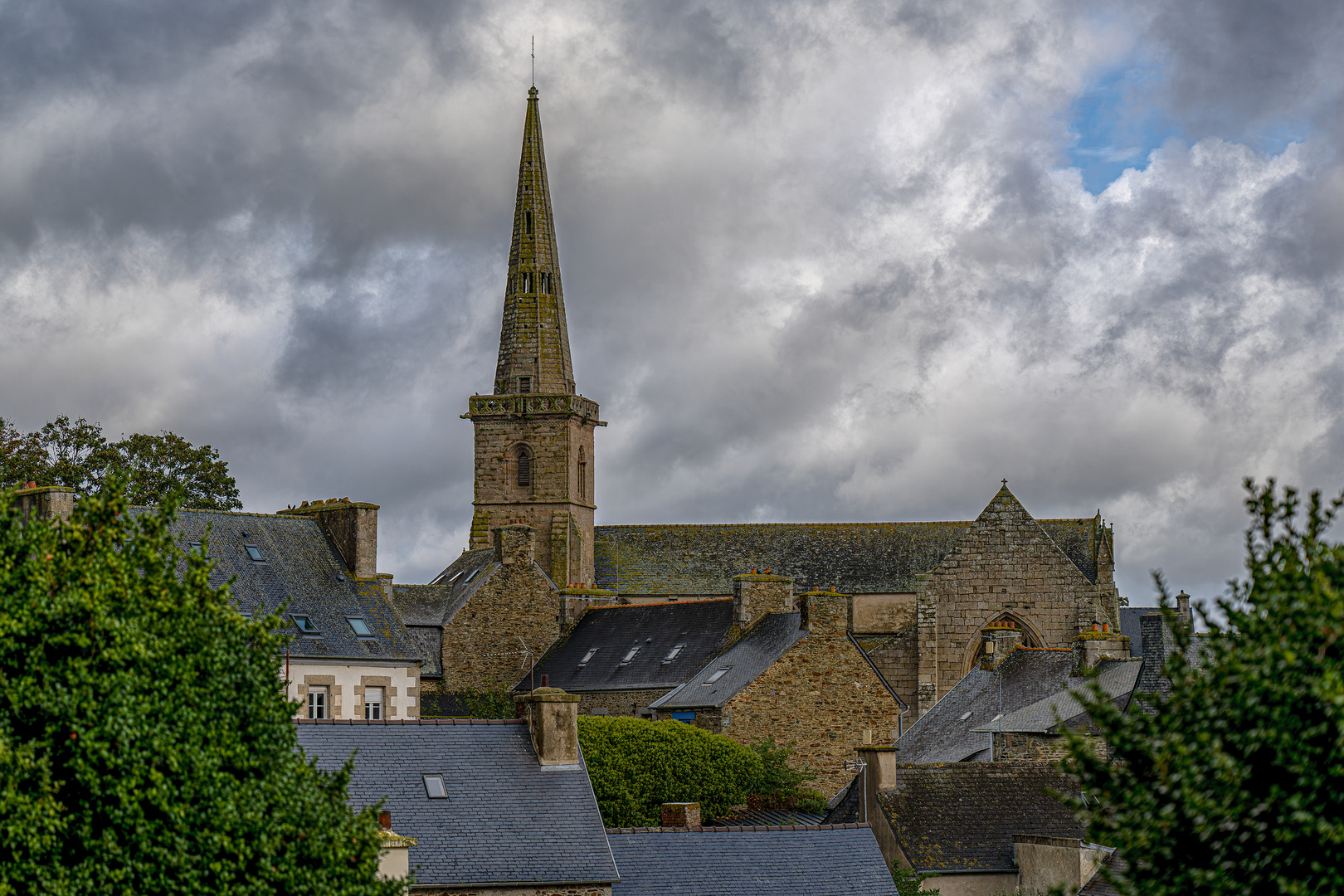 Église Sainte-Catherine de La Roche-Derrien 02