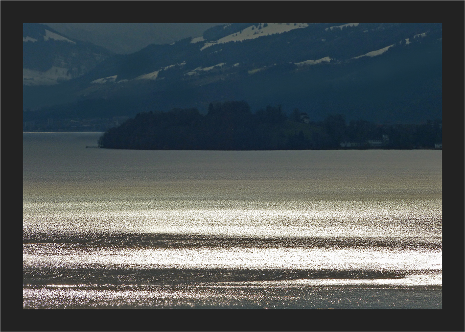 Glitzern auf dem See