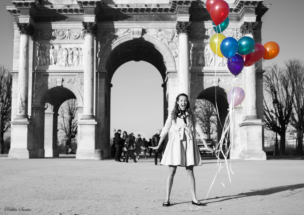 Globos de colores en París.