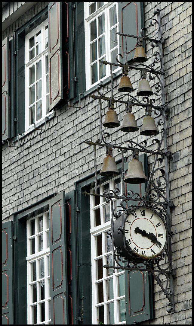 Glockenspiel...