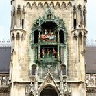 Glockenspiel am Neuen Rathaus in München I