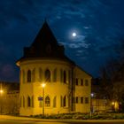 Glockenturm bei Nacht