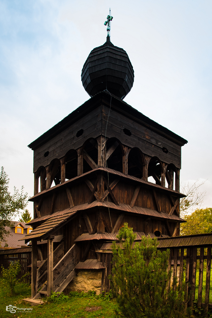 Glockenturm der Artikularkirche Hronsek