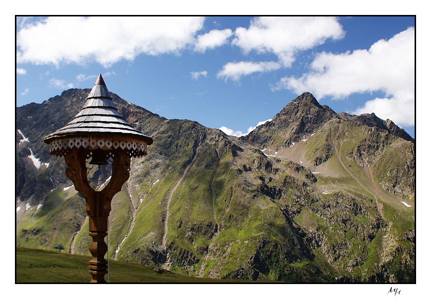 Glockenturm der Mooser-Alm