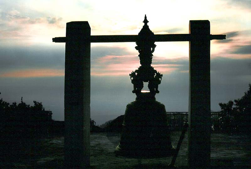 Glockenturm im Sonnenuntergang