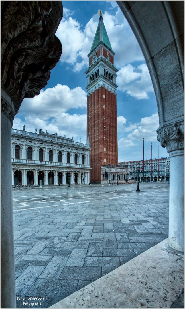 Glockenturm von San Marco in Venedig.