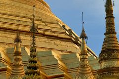 ...Glöckchen der Swedagon Pagode...