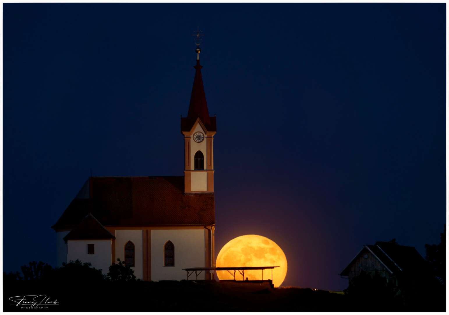 Glojach Kapelle bei Vollmond 