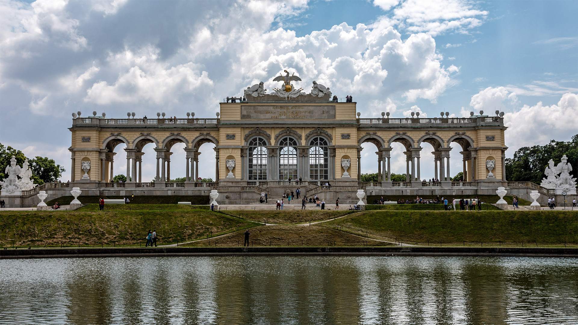 Gloriette nach der Sanierung