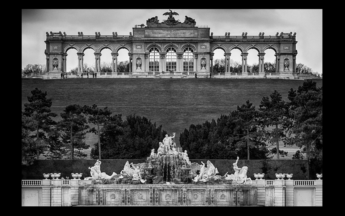 Gloriette und Neptunbrunnen