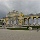 Gloriette vor dem Regenguß...