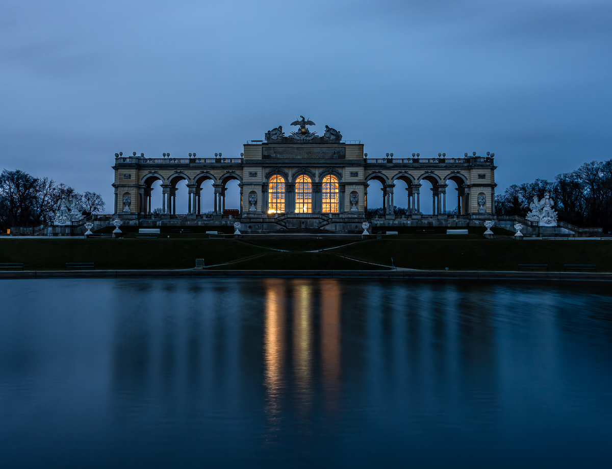 Gloriette zur blauen Stunde 