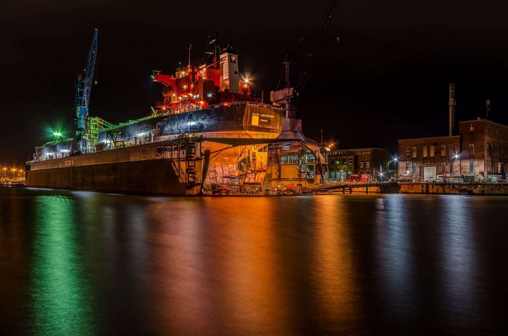 Glory Amsterdam in Dock V