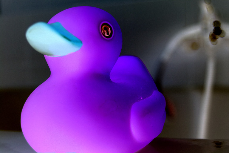 glow-in-the-dark-duck