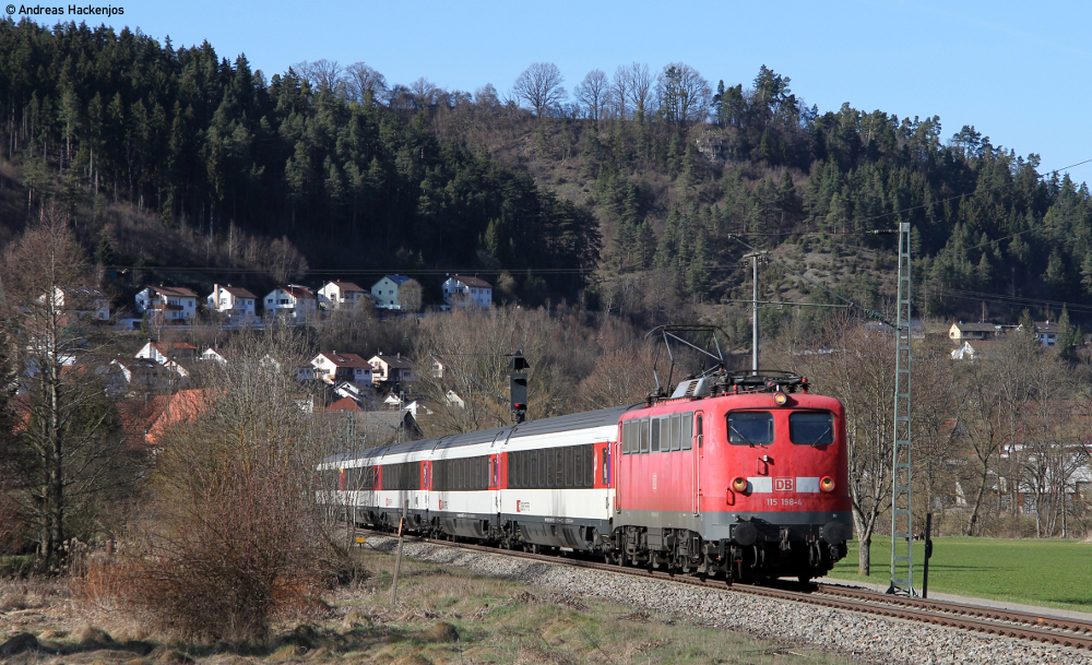 Glubschauge im IC Verkehr