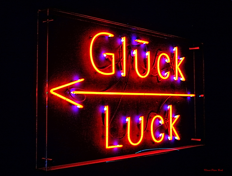 Glück -------> Luck ------->