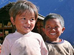 Glückliche Kinder in Nepal