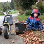 Glückliches Herbstkind