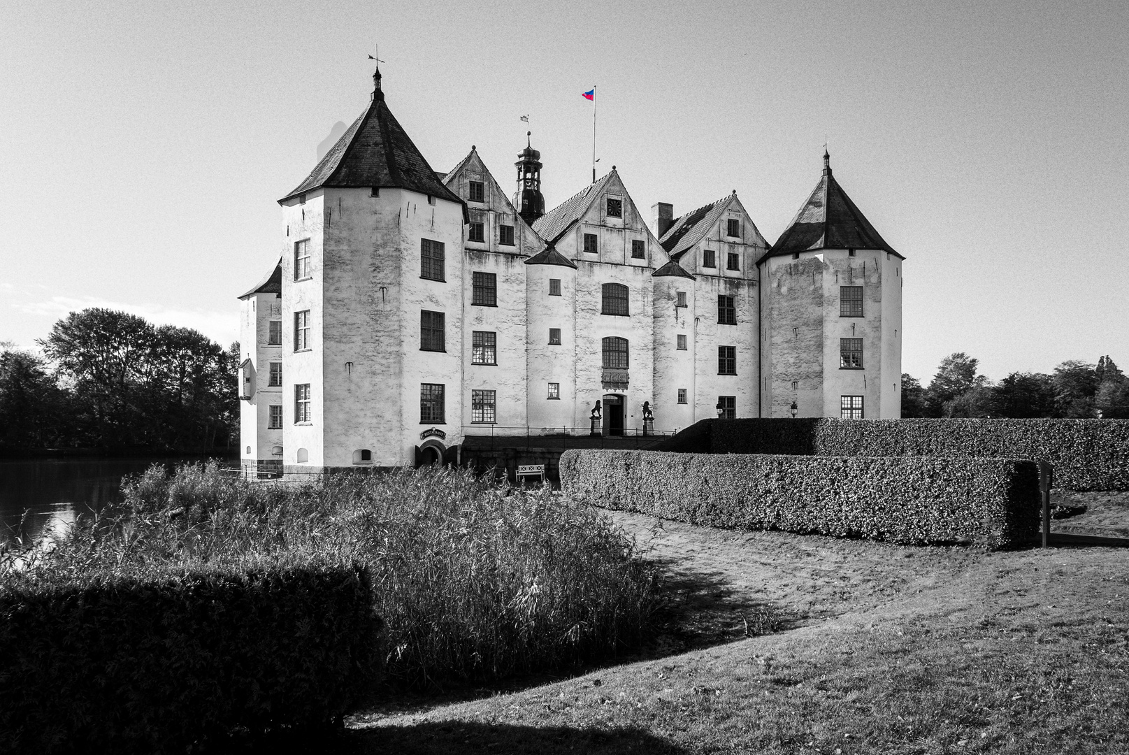 ... glücksburg castle ...