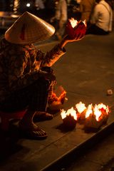 Glückslaternenverkäuferin in Hoi An