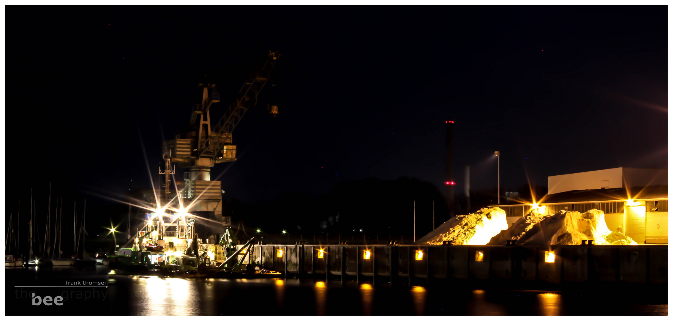 Glückstadt Industries..... Aussenmole bei Nacht