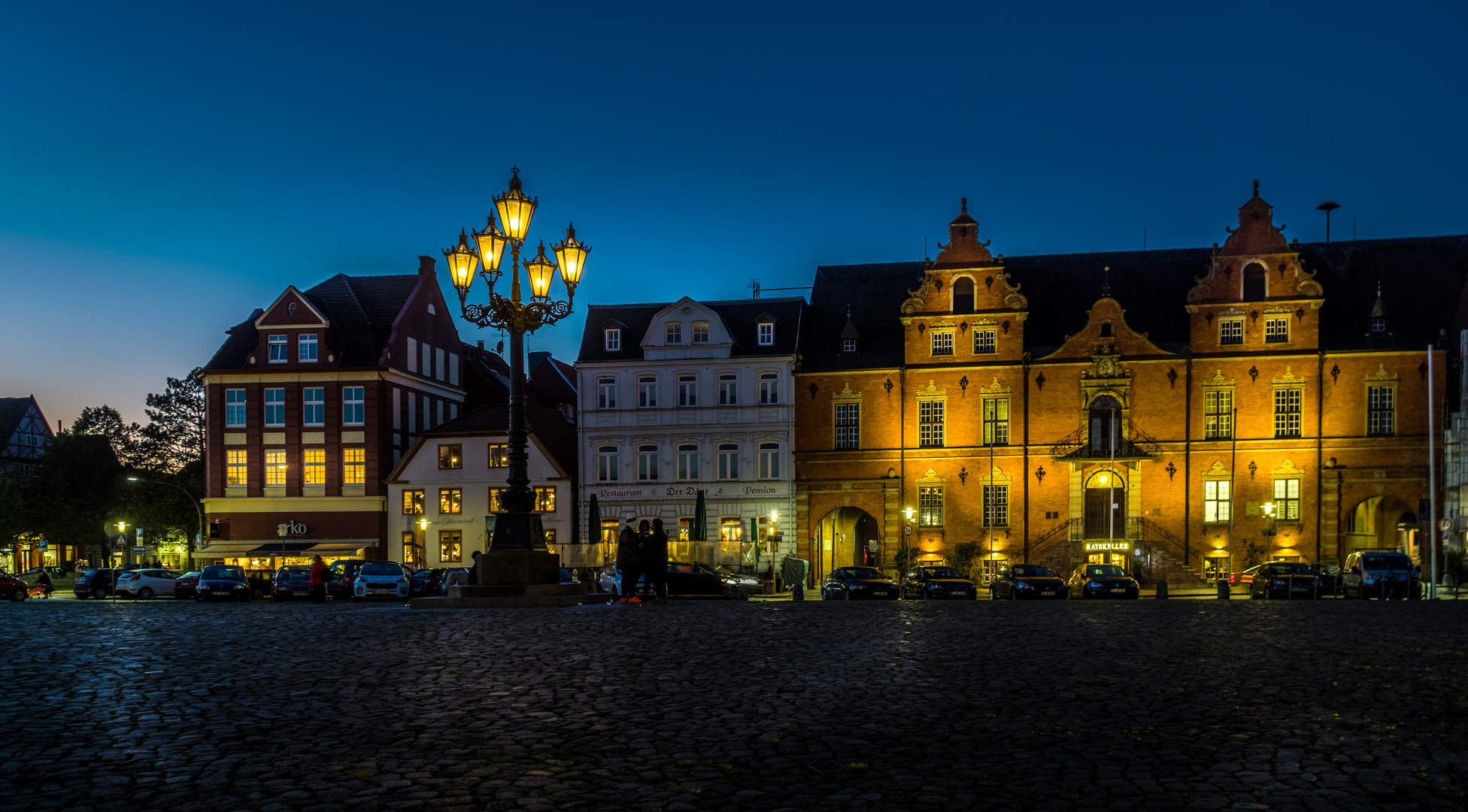 Glückstadt Market place at night