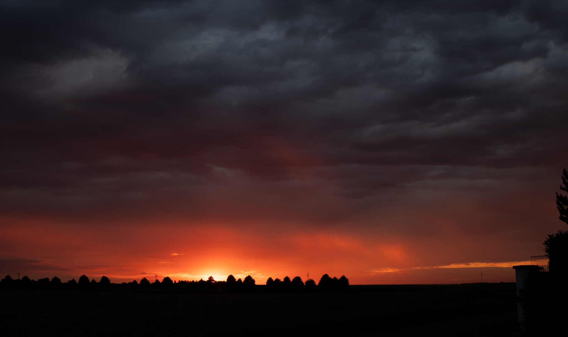 glühende Wolken