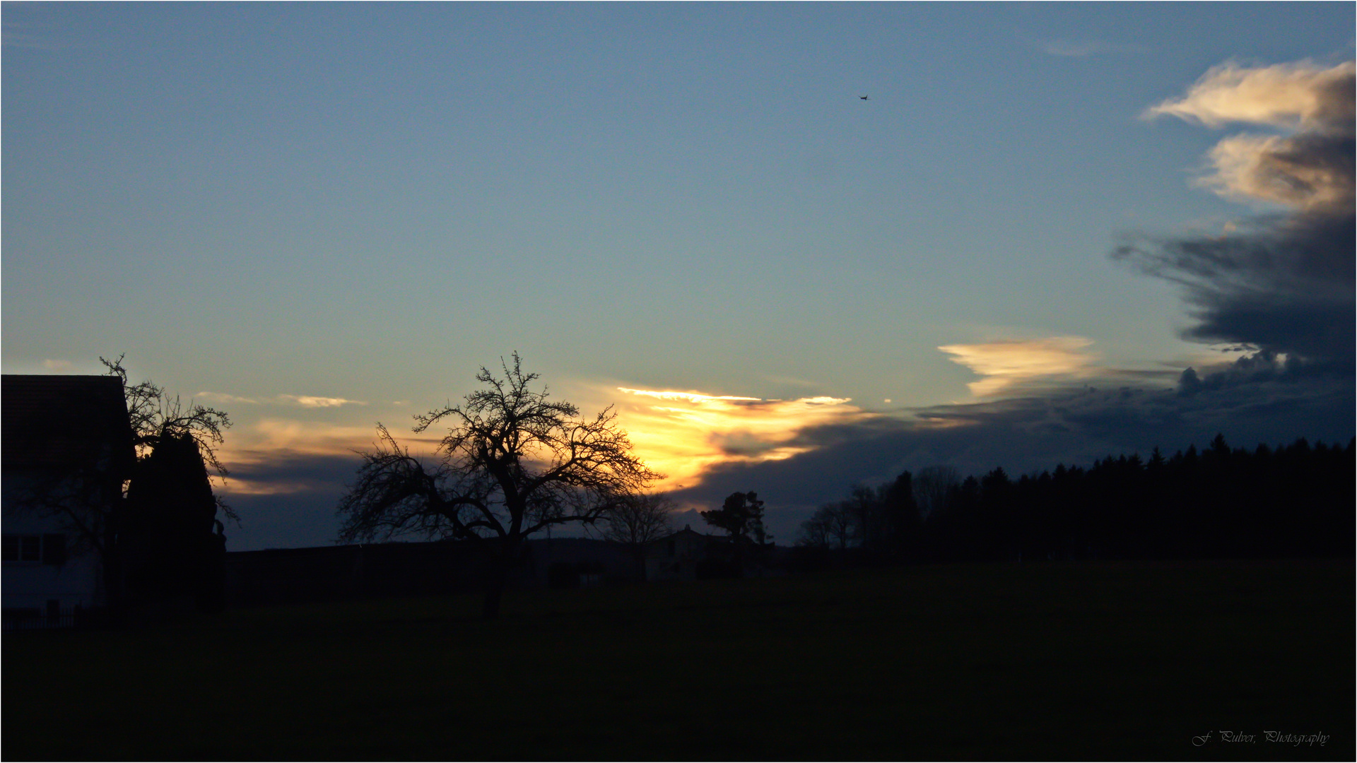 glühende Wolken