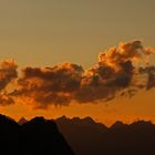 Glühende Wolken - wenn es Abend wird in den Bergen