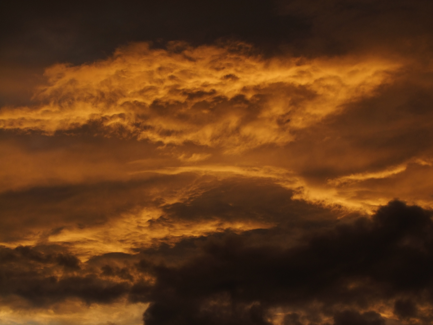 Glühender Himmel