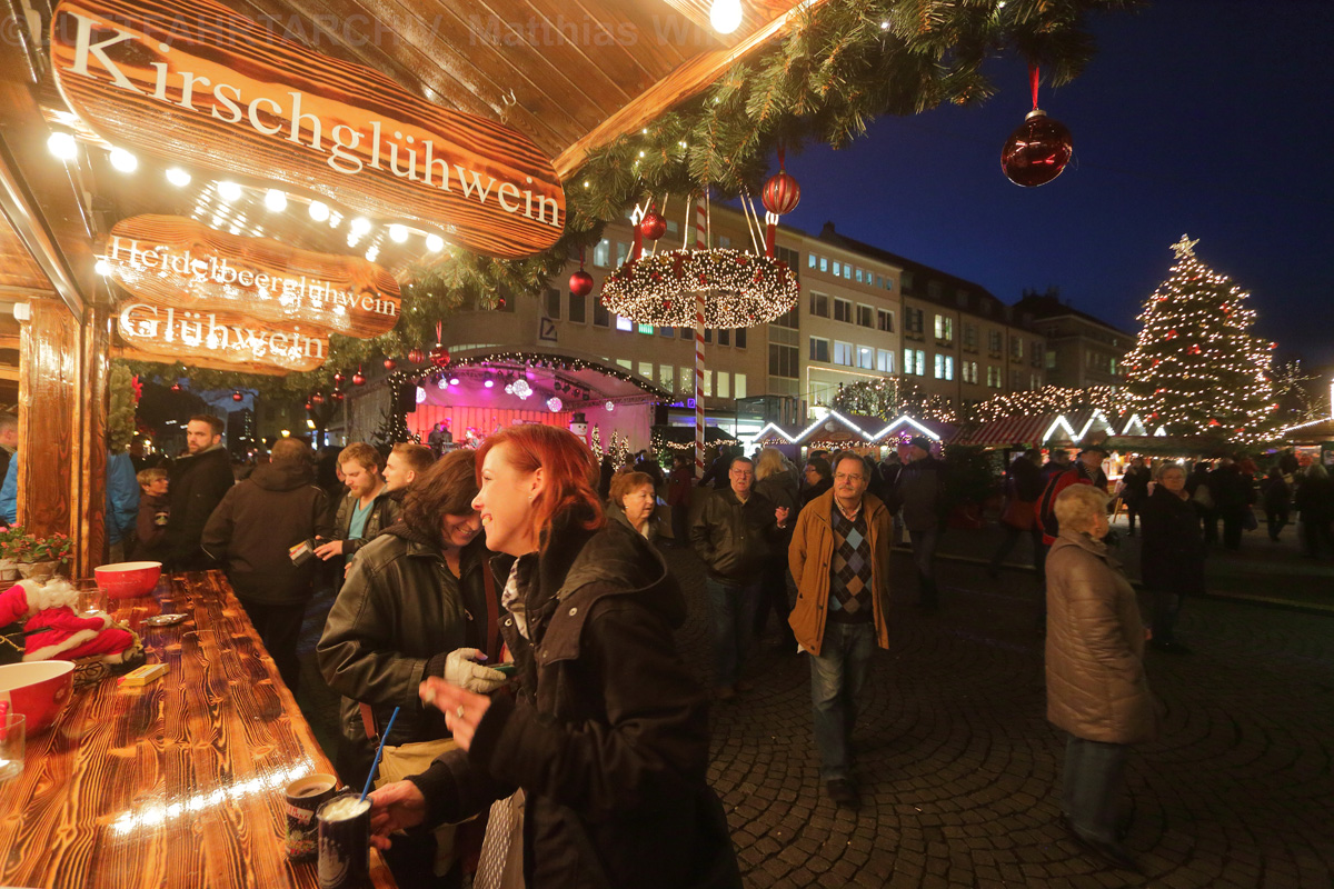 Glühweinstand auf dem Spandauer Weihnachtsmarkt