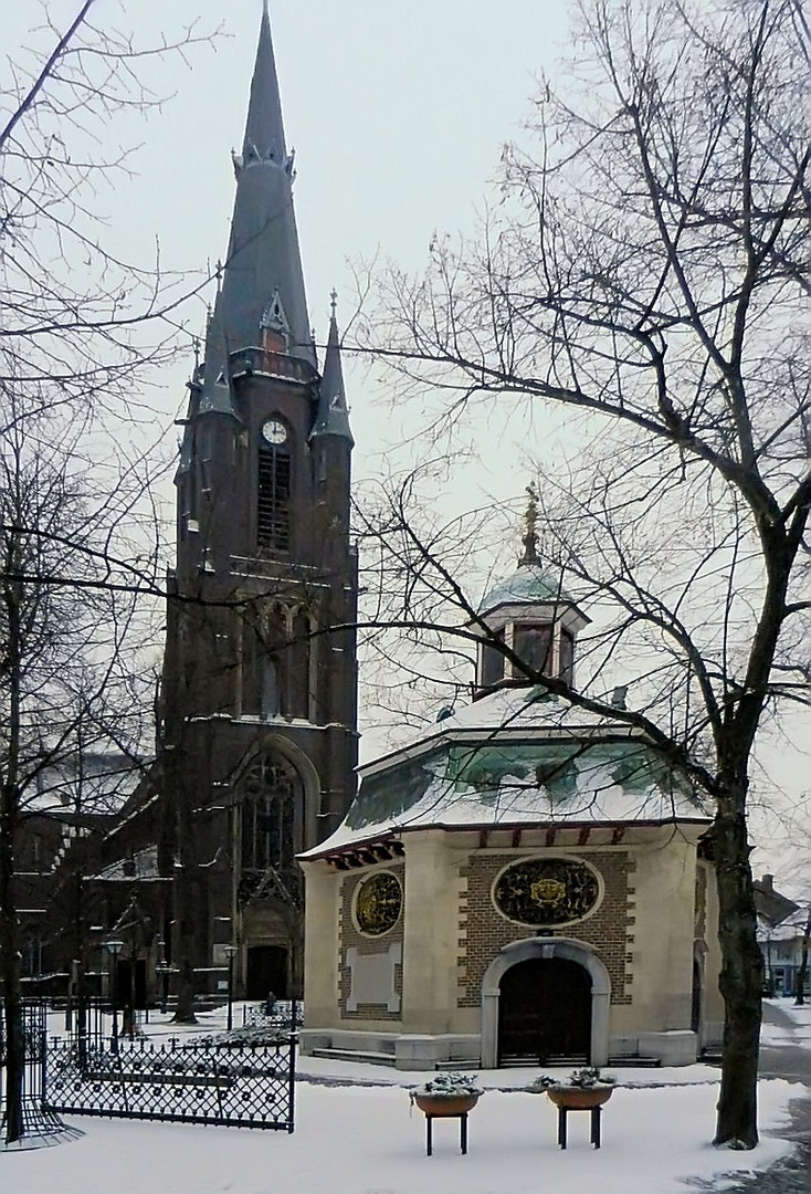 Gnadenkapelle und Marienbasilika