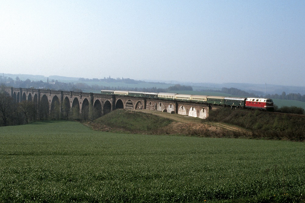 Göhrener Viadukt mit DR V180