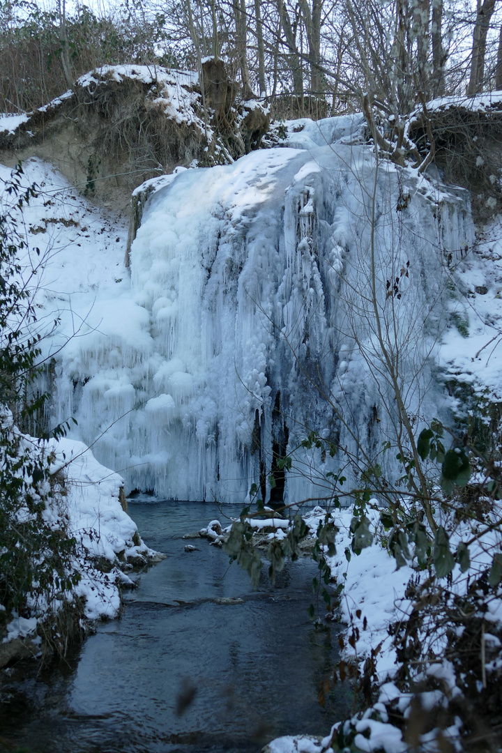 Gönninger Wasserfall