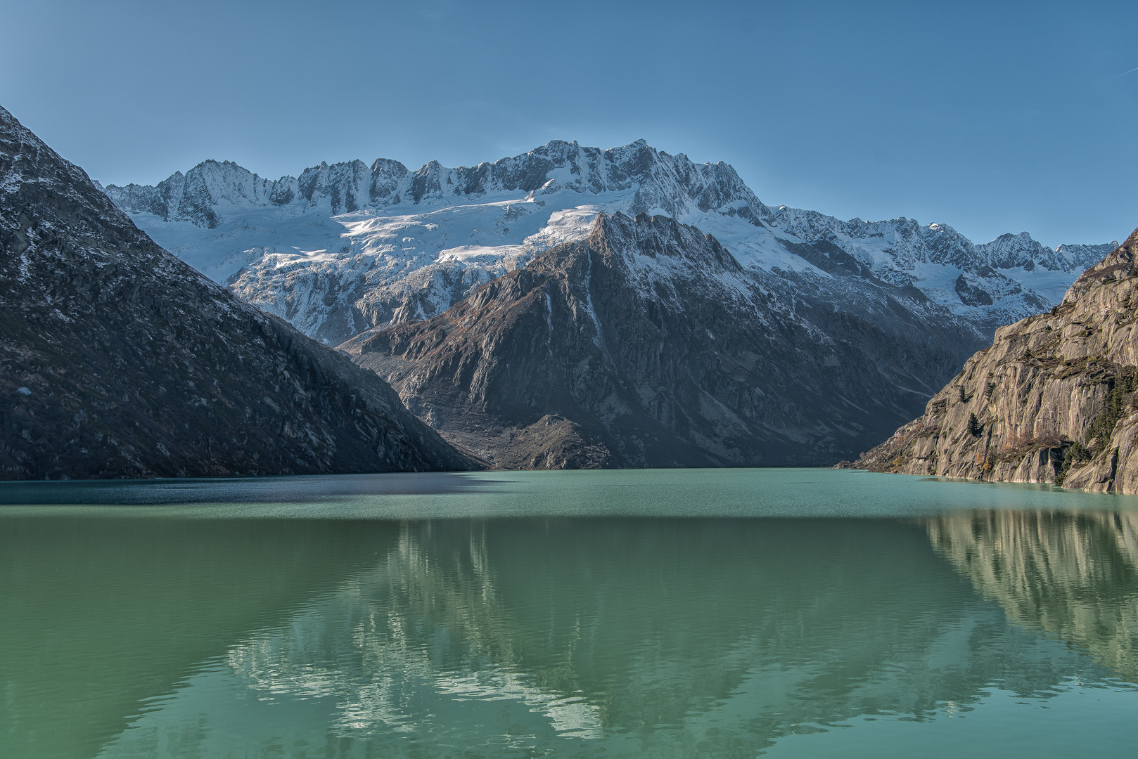 Göschenenalp mit Stausee