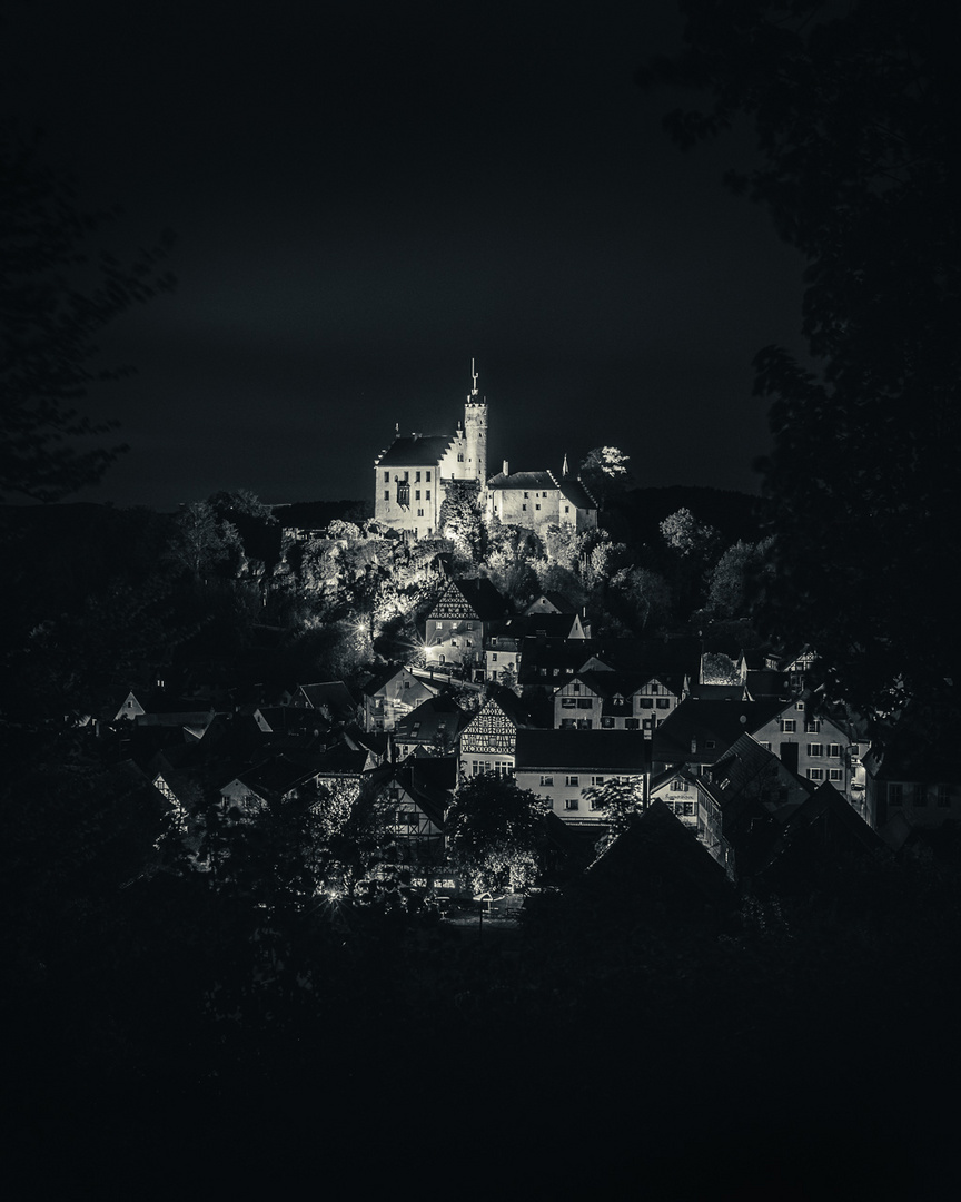Gößweinstein Castle At Night