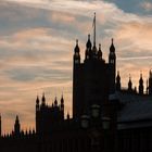 Götterdämmerung über den Houses of Parliament