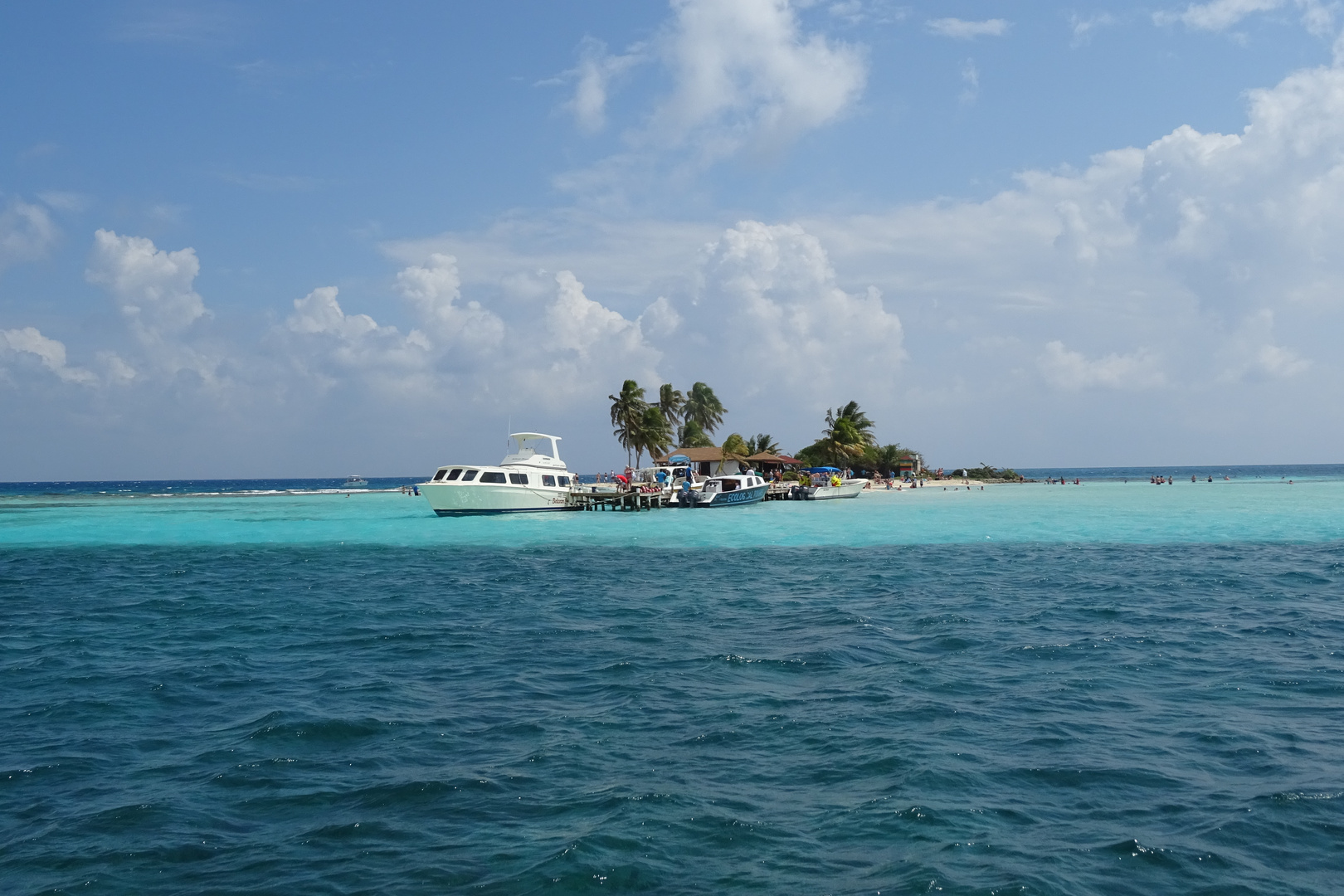 Goff`s Caye, Belize