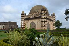 Gol Gumbaz