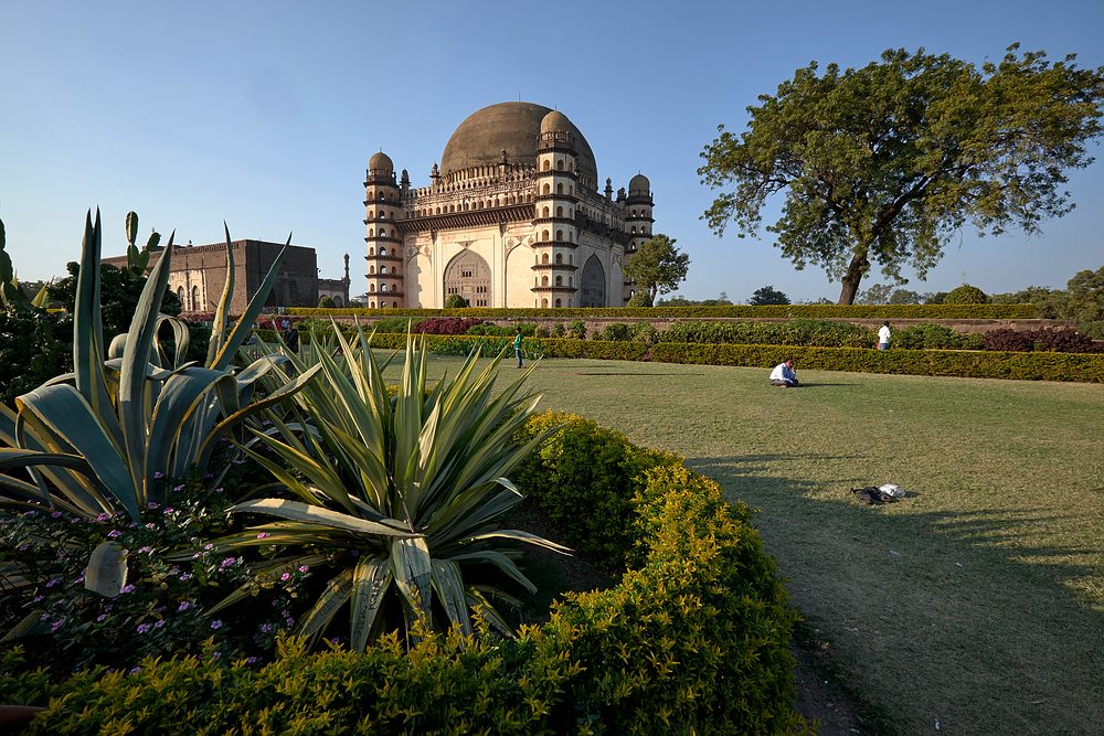 Gol Gumbaz - Bijapur