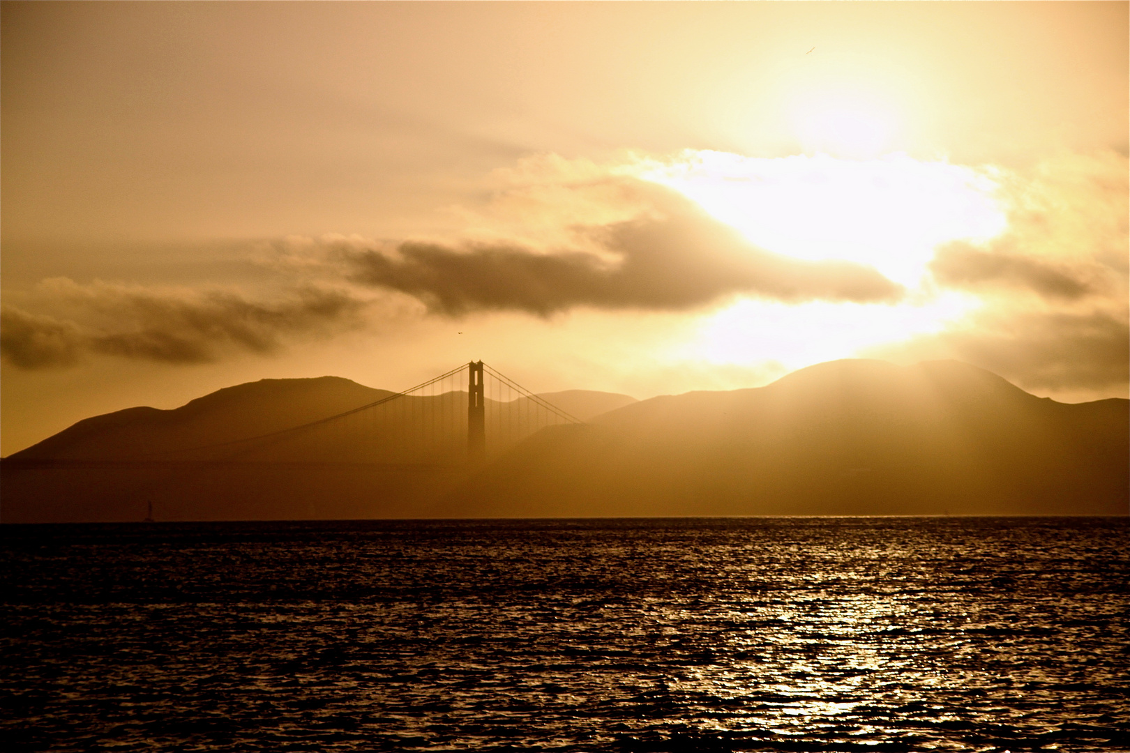 GOLDEN Gate