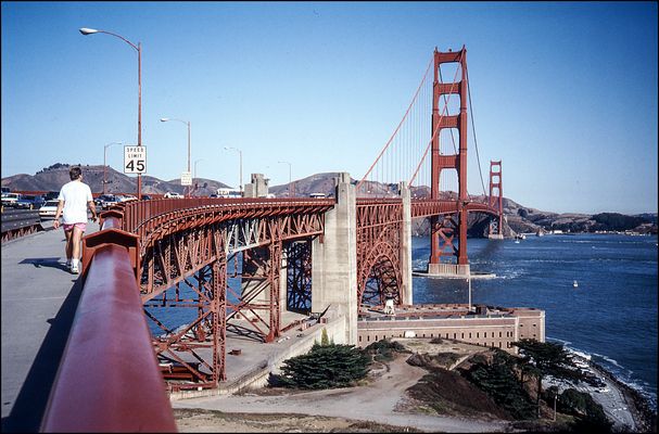 GOLDEN GATE BRIDGE 2