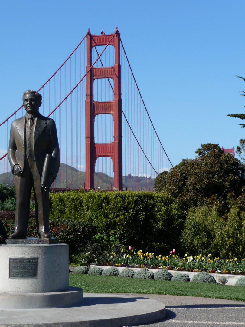 Golden Gate Bridge