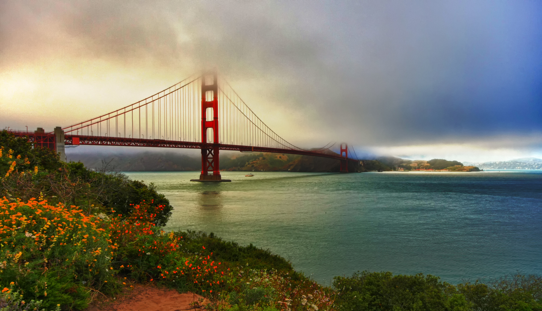 Golden Gate Bridge