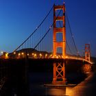 Golden Gate Bridge at night