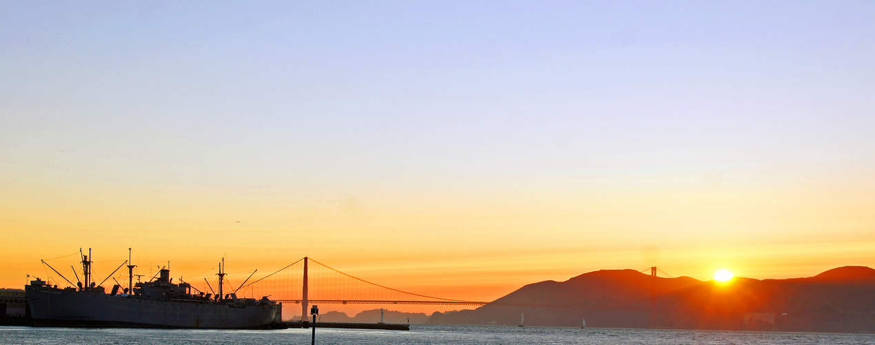 Golden Gate Bridge